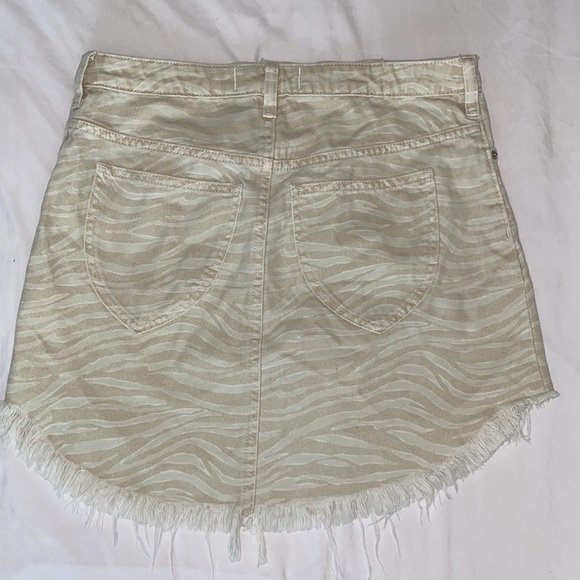 Free People skirt - Picture 2 of 3